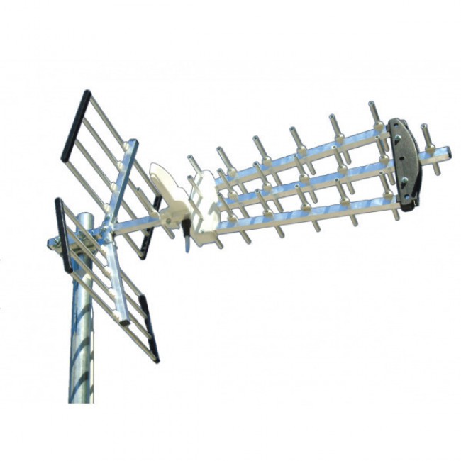 Mistral Antenna Triple Maxi Digital Εξωτερική Κεραία Τηλεόρασης (δεν απαιτεί τροφοδοσία) σε Ασημί Χρώμα Σύνδεση με Ομοαξονικό (Coaxial) Καλώδιο